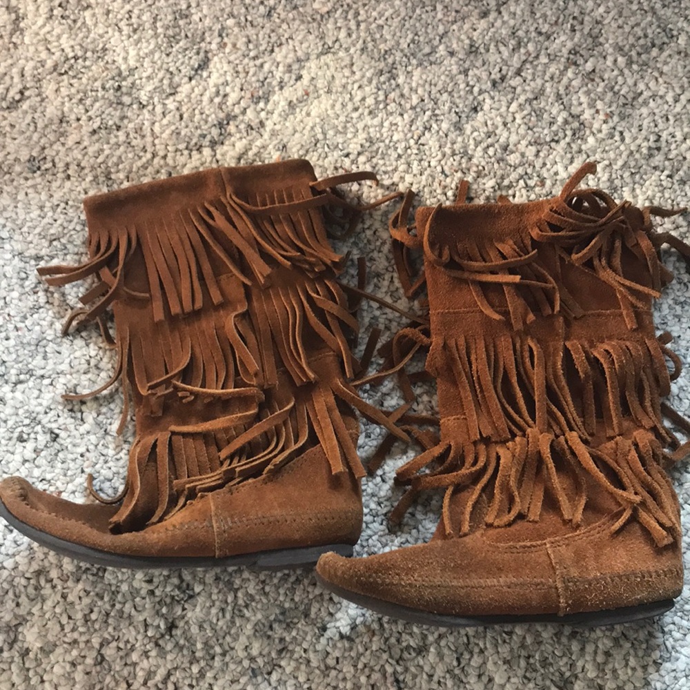 Minnetonka boots